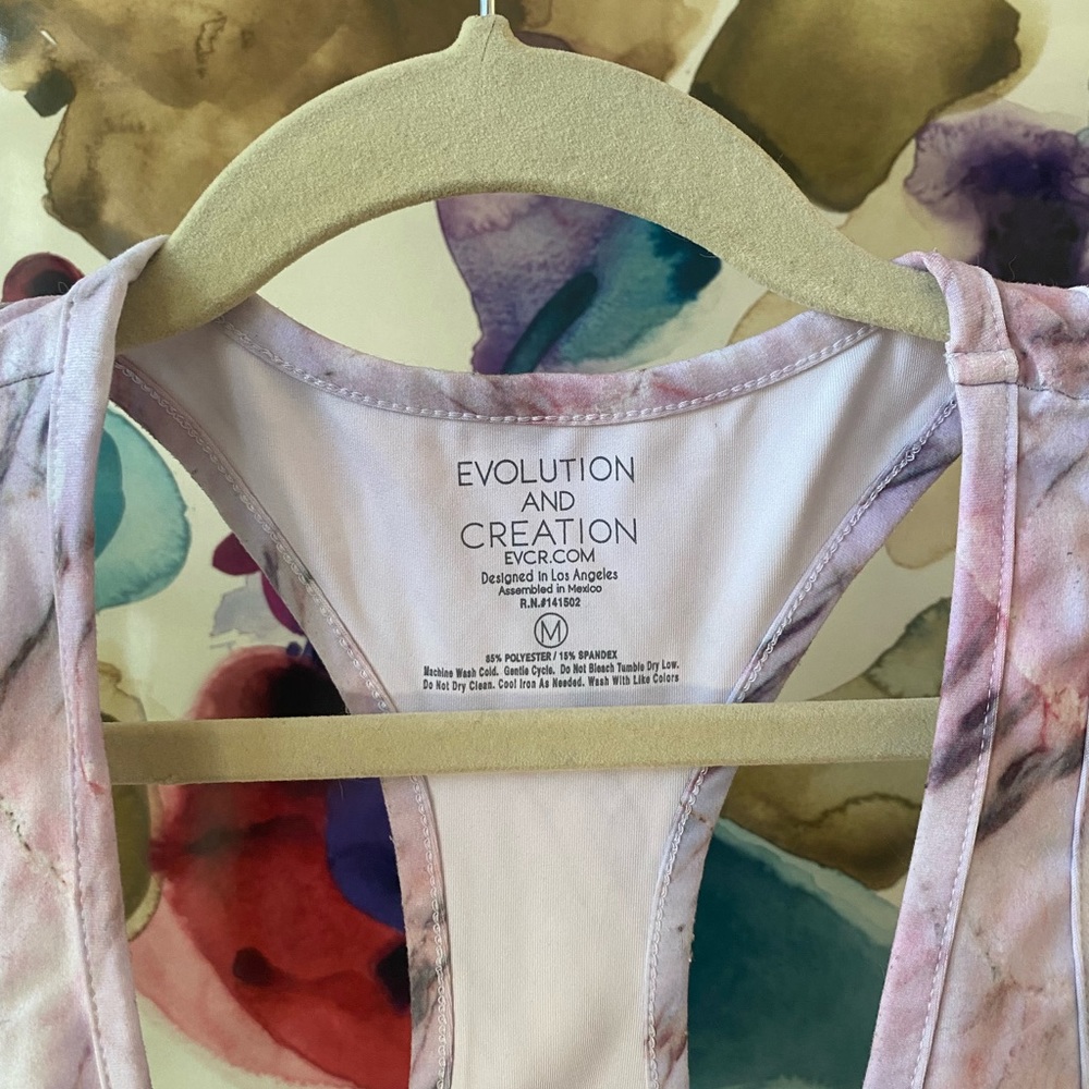 Pretty exercise top - Picture 5 of 5